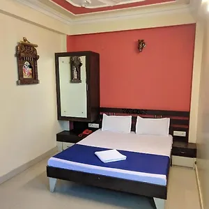 2* Hotel Panna Palace