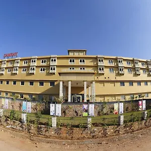 Cambay Resort, Resort