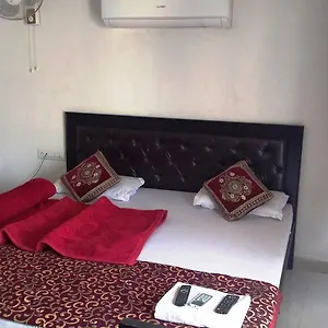 Guest house Akshara