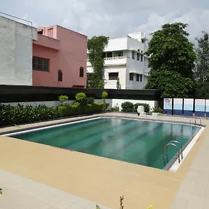 Hotell Golden Tulip, Udaipur